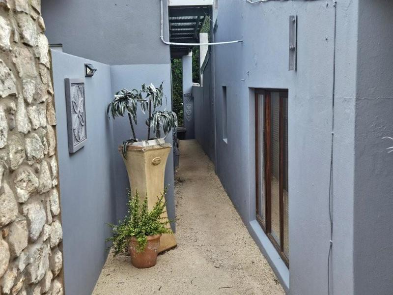 2 Bedroom Property for Sale in Stilbaai East Western Cape
